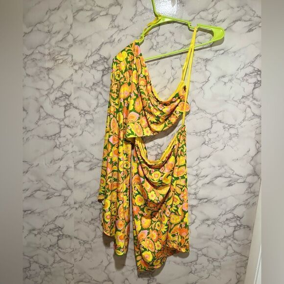 ALEXIA ADMOR REESE ONE SHOULDER DRESS - Picture 9 of 12